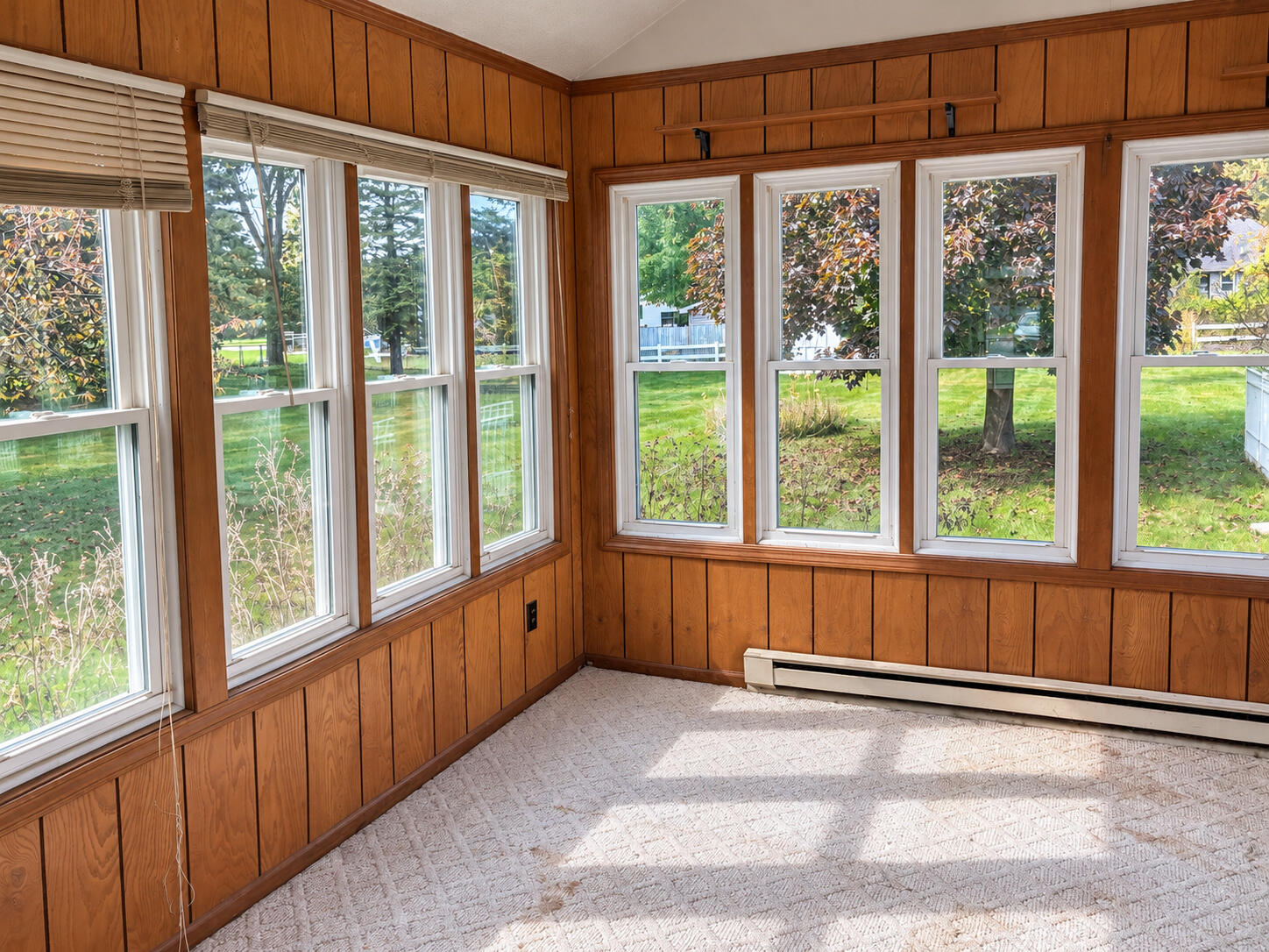 2615 College Road Holt, MI 48842 - Photo 5 of 29 4 season porch