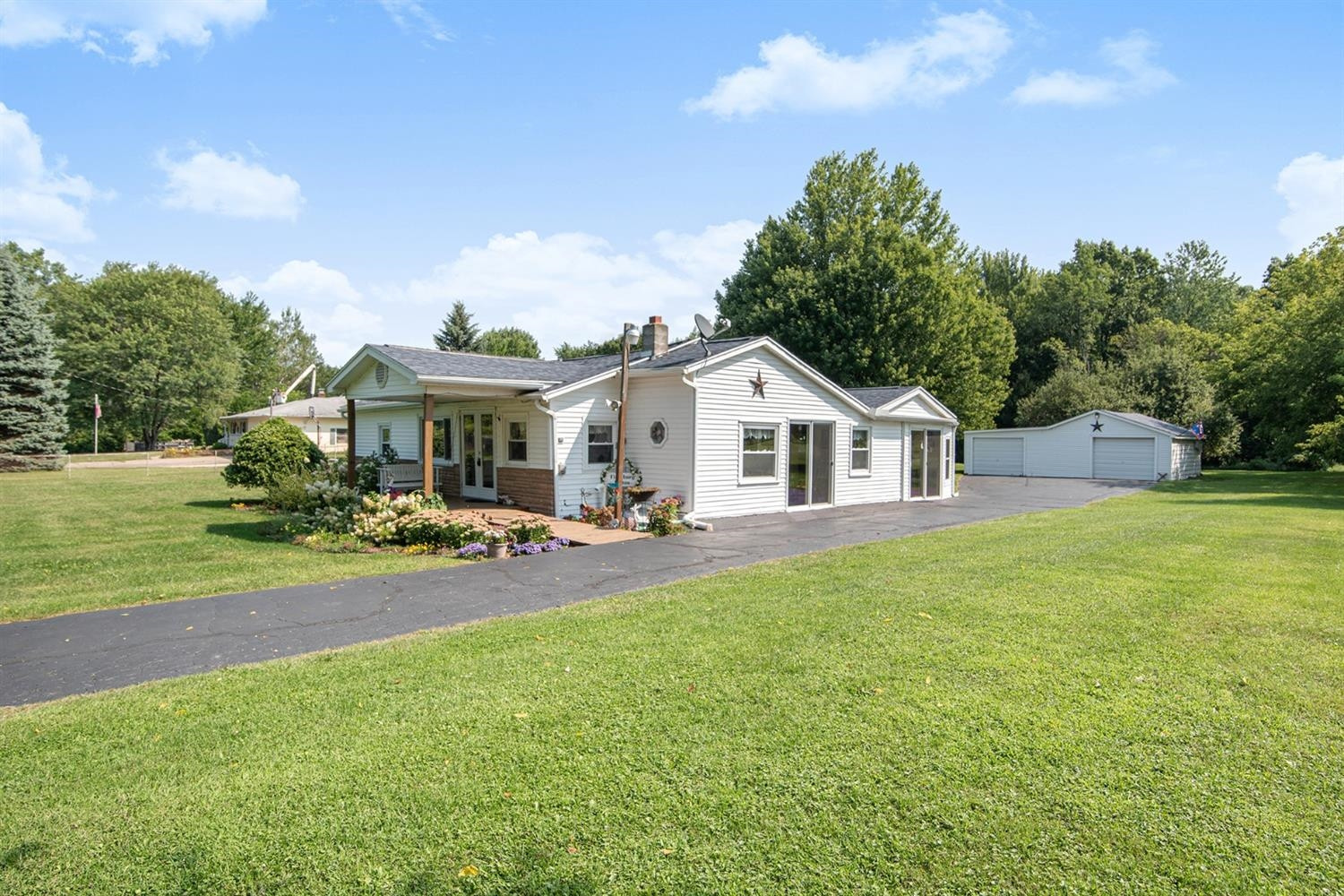 4651 Freiermuth Road Stockbridge, MI 49285 - Photo 4 of 25 Photo 4