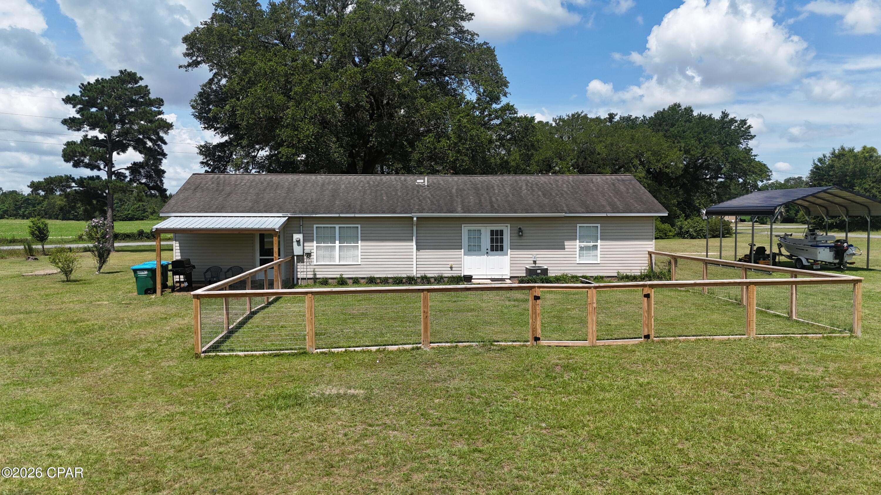 6731 Butler Road Grand Ridge, FL 32442 - Photo 23 of 30