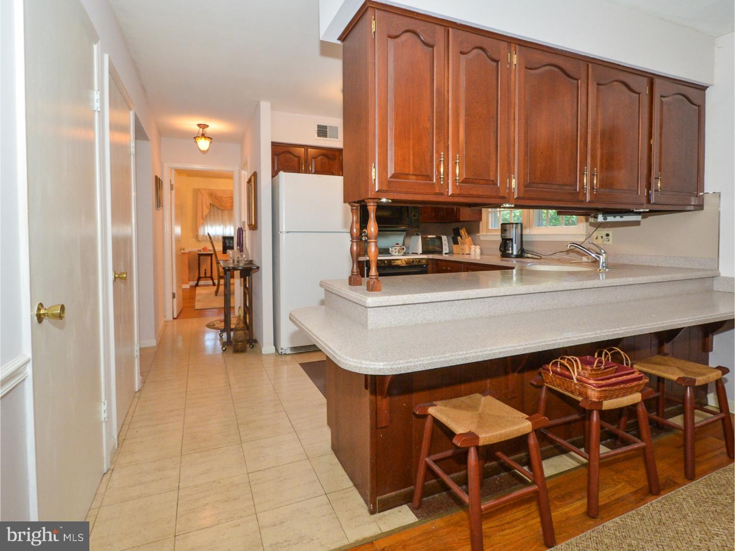 2100 Winthrop Road Huntingdon Valley, PA 19006 - Photo 8 of 25 Kitchen