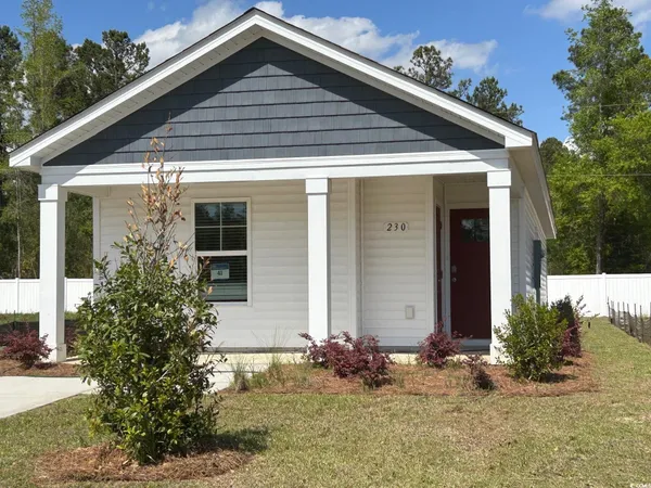 $204,355 | 230 Ashworth Drive, Tabor City, NC 28463