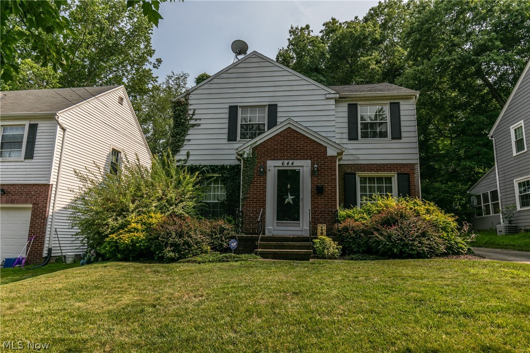 644 Ecton Road Akron, OH 44303 - Photo 1 of 34 Gallery Image 1