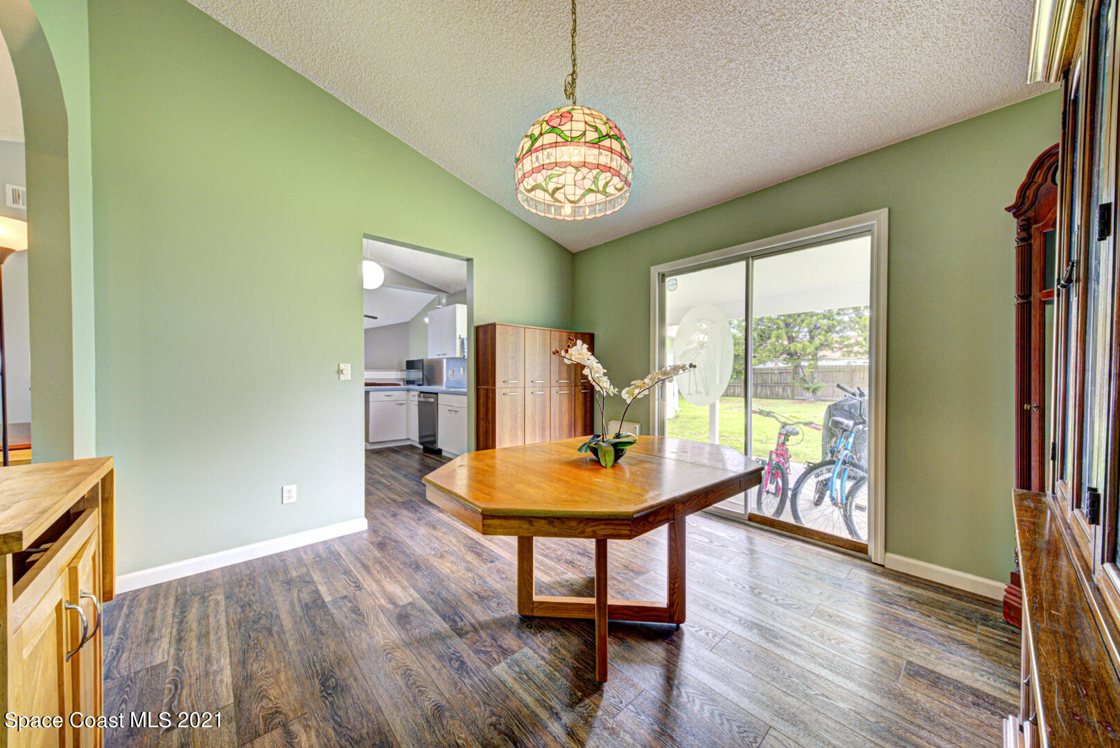 279 Rheine Road Northwest Palm Bay, FL 32907 - Photo 14 of 35 dining room
