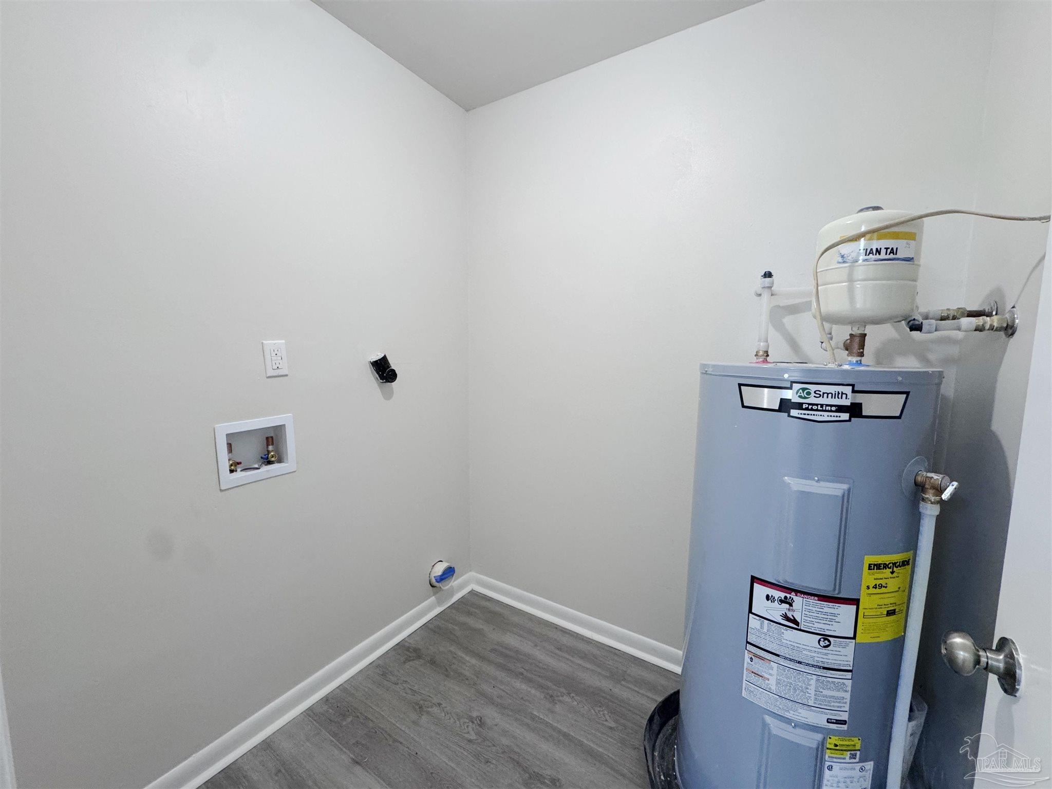 8345 Hickory Hammock Road Milton, FL 32583 - Photo 11 of 13