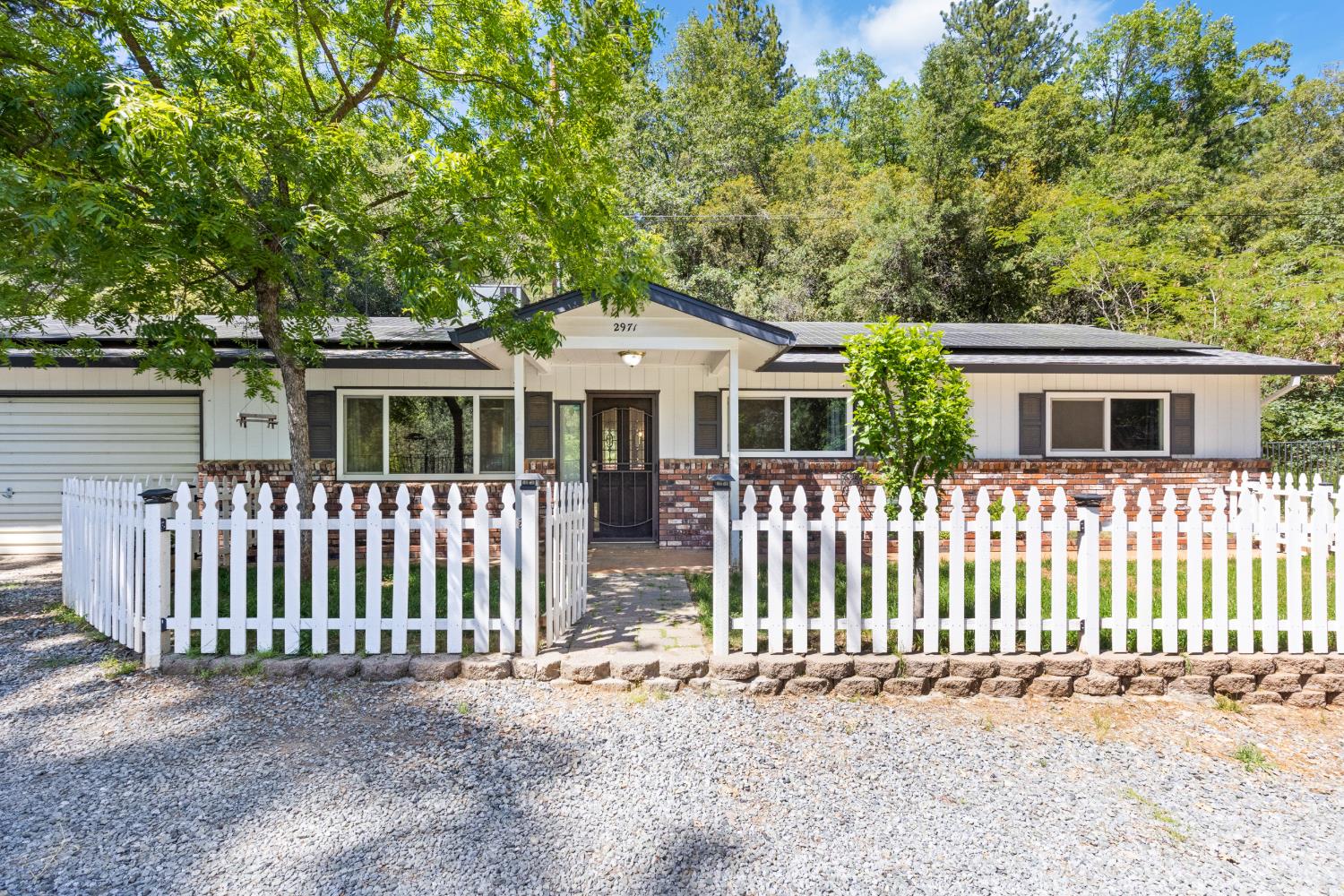 2971 Letitia Avenue Placerville, CA 95667 - Photo 17 of 65 a front view of a house with a garden