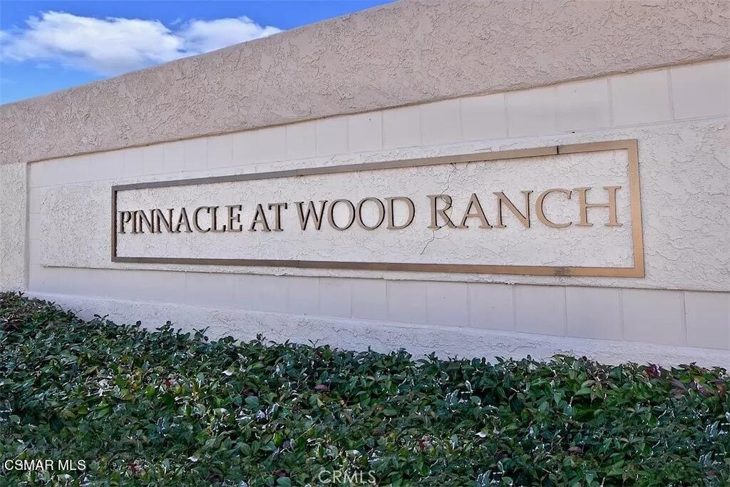 207 Morro Way, Unit 3 Simi Valley, CA 93065 - Photo 31 of 31 a close up of a street sign