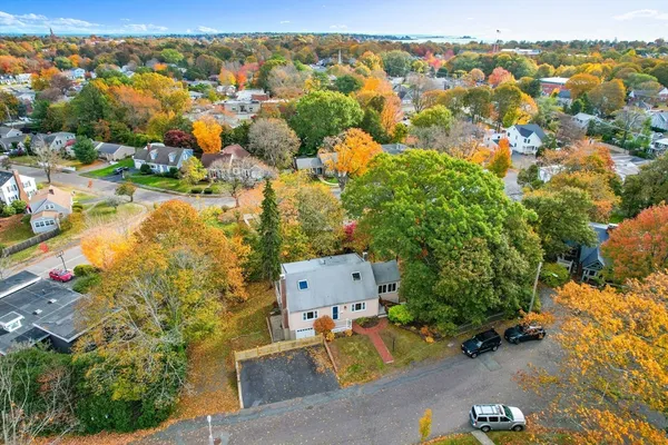 $815,000 | 30 Amherst Road, Marblehead, MA 01945