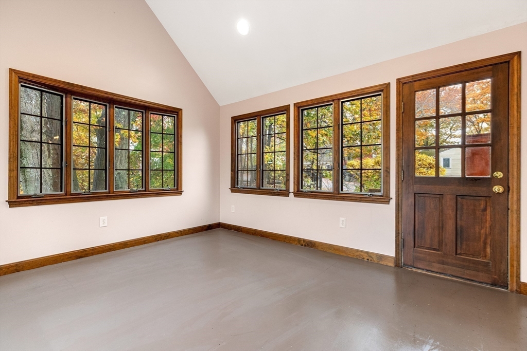 30 Amherst Road Marblehead, MA 01945 - Photo 17 of 42