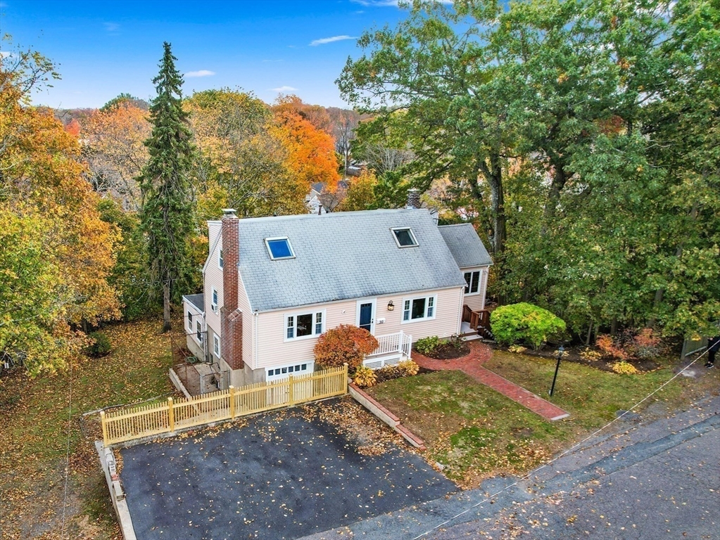 30 Amherst Road Marblehead, MA 01945 - Photo 2 of 42