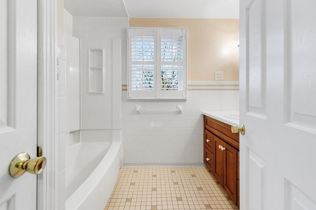 30 Amherst Road Marblehead, MA 01945 - Photo 28 of 42