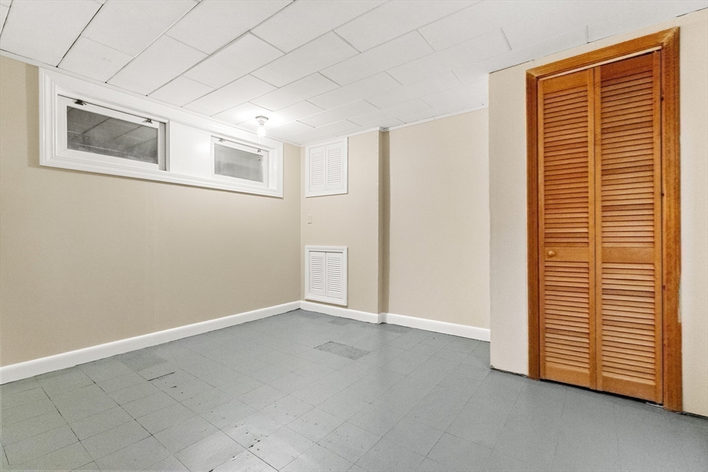 30 Amherst Road Marblehead, MA 01945 - Photo 35 of 42