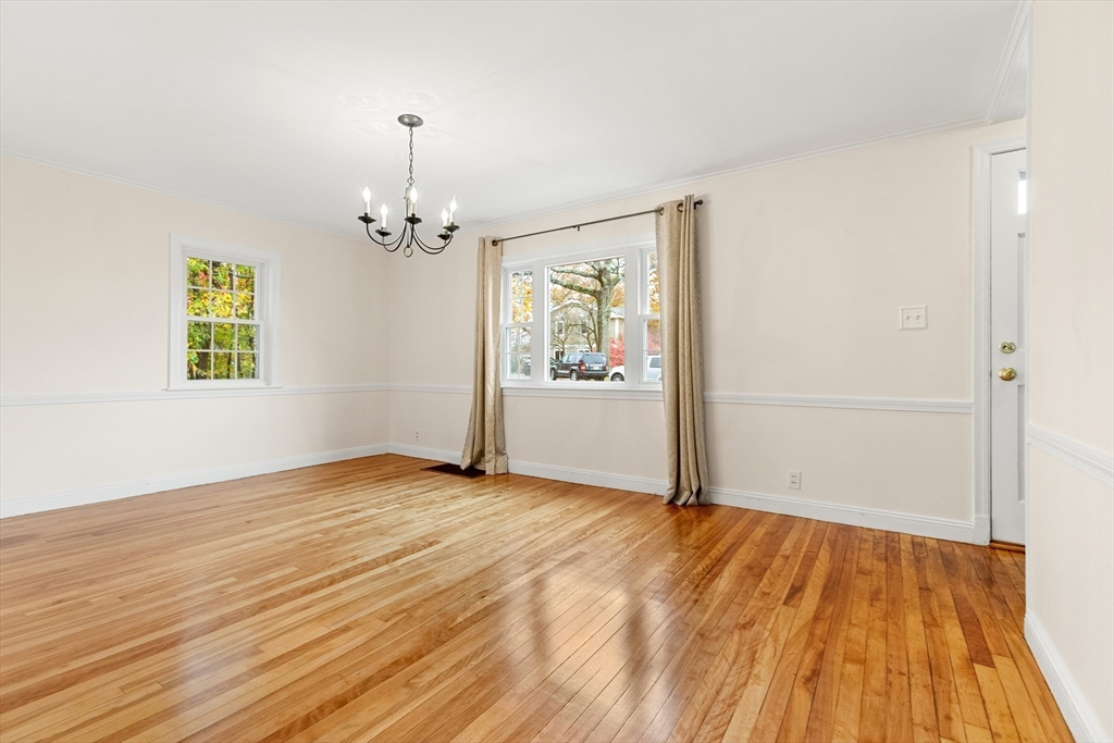 30 Amherst Road Marblehead, MA 01945 - Photo 10 of 42