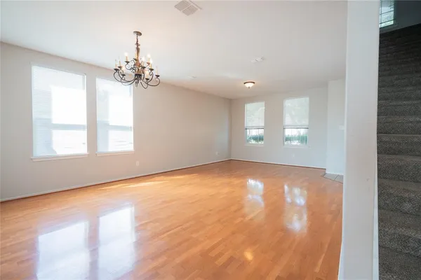 $2,850 | 524 Zachum Drive, Arlington, TX 76002