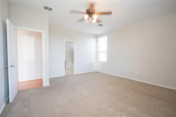 $2,850 | 524 Zachum Drive, Arlington, TX 76002