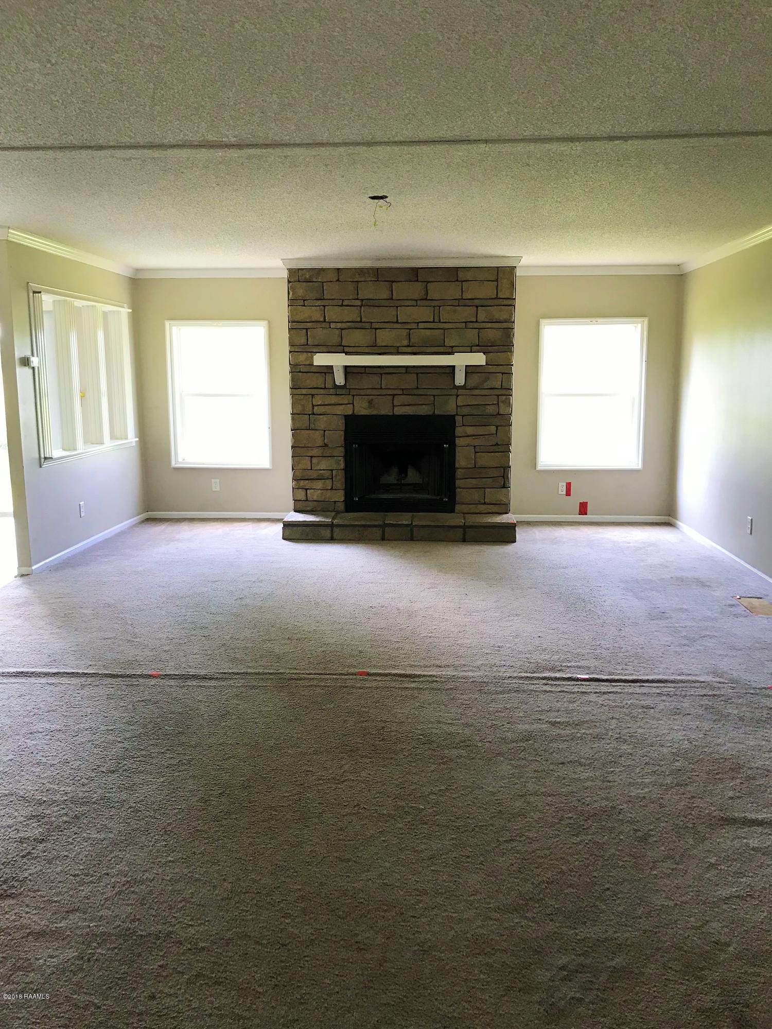 365 Andres Road, Unit 6 Scott, LA 70583 - Photo 3 of 11 Photo Jul 30, 9 54 53 AM