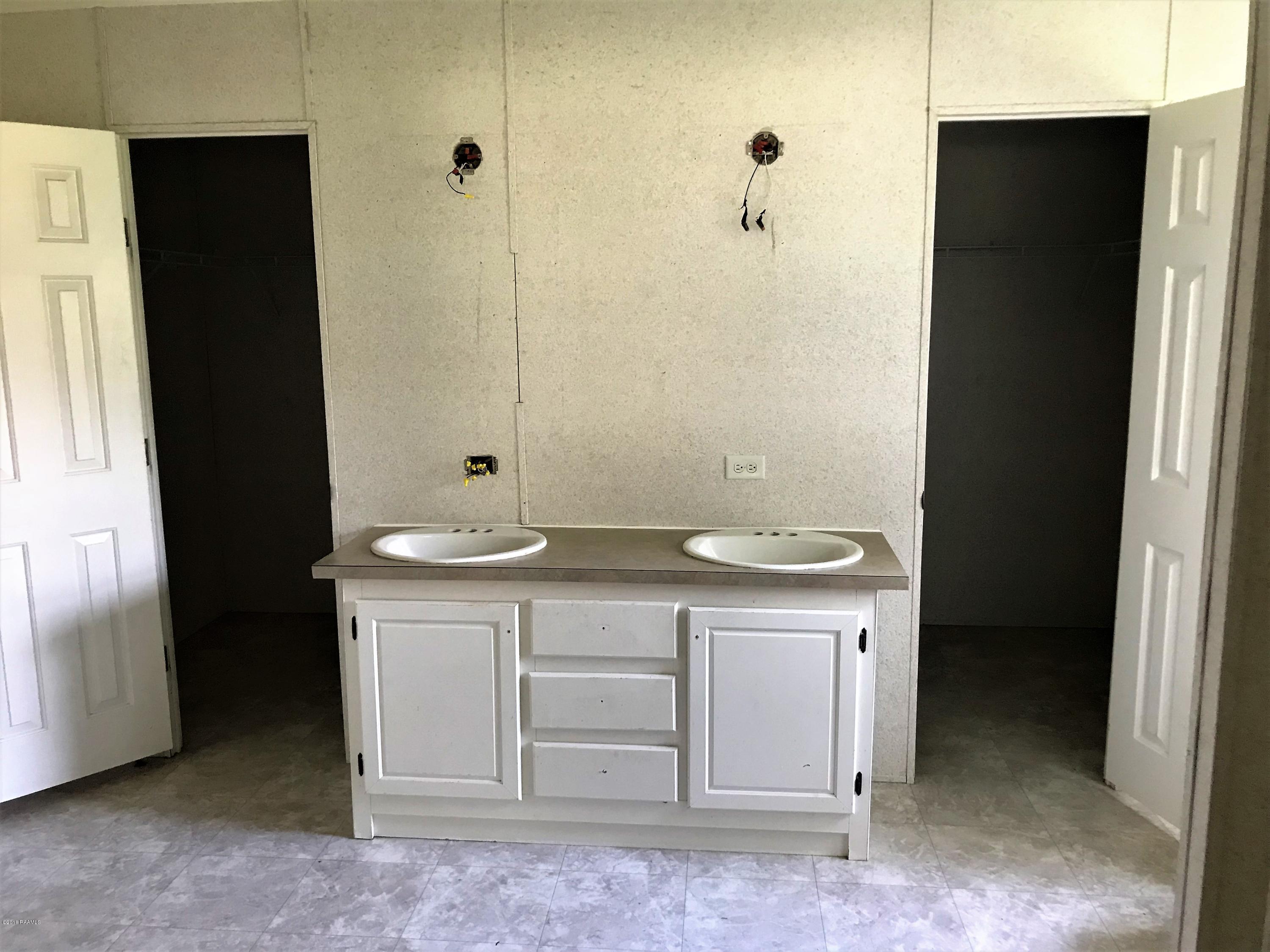 365 Andres Road, Unit 6 Scott, LA 70583 - Photo 7 of 11 Photo Jul 30, 9 54 03 AM