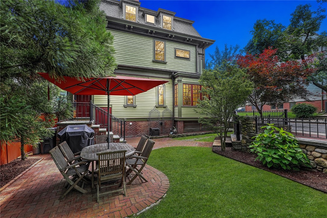 166 Prospect Street Providence, RI 02906 - Photo 44 of 48