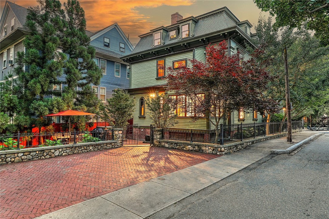 166 Prospect Street Providence, RI 02906 - Photo 45 of 48