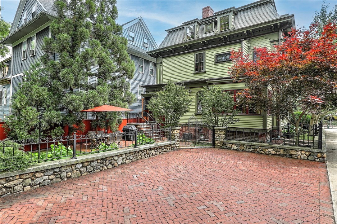 166 Prospect Street Providence, RI 02906 - Photo 47 of 48