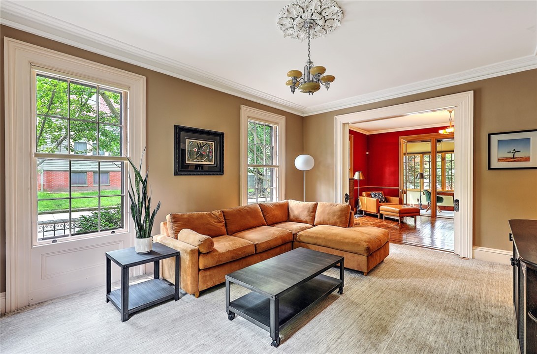 166 Prospect Street Providence, RI 02906 - Photo 9 of 48