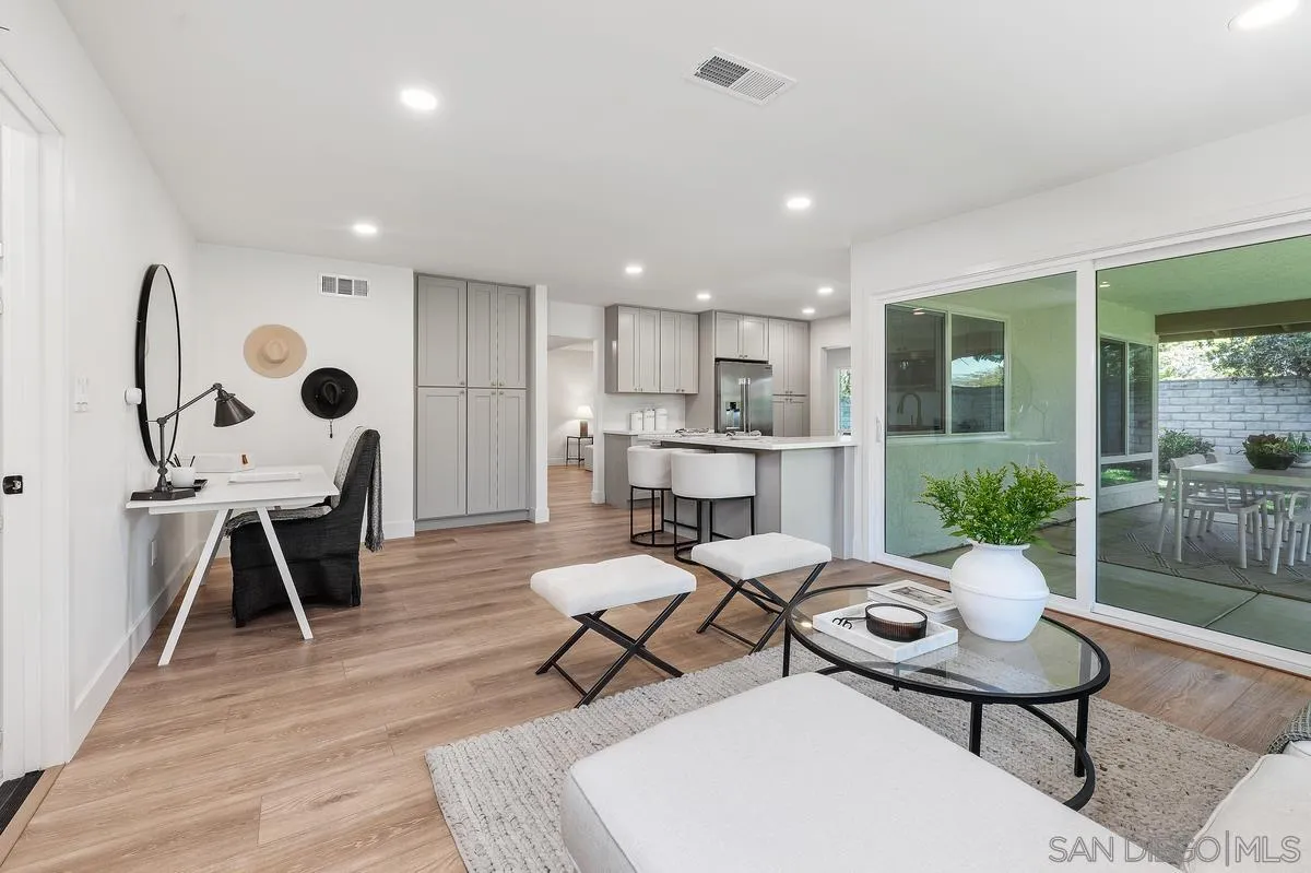 16519 Gabarda Road San Diego, CA 92128 - Photo 12 of 37
