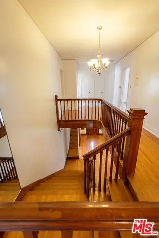 $2,400,000 | 955 South Highland Avenue, Los Angeles, CA 90036