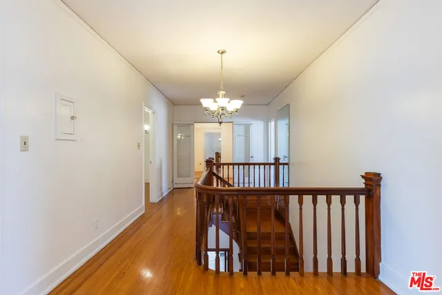 $2,400,000 | 955 South Highland Avenue, Los Angeles, CA 90036