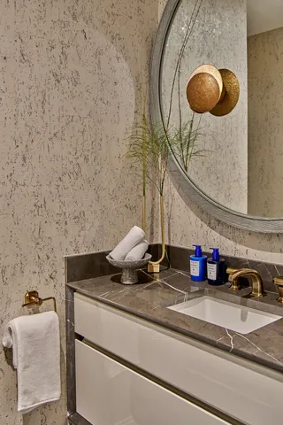 $2,700,000 | 303 Park Avenue, Unit 2807 | Midtown East