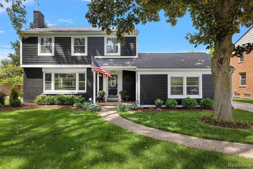 1050 Norfolk Street Birmingham, MI 48009 - Photo 2 of 54
