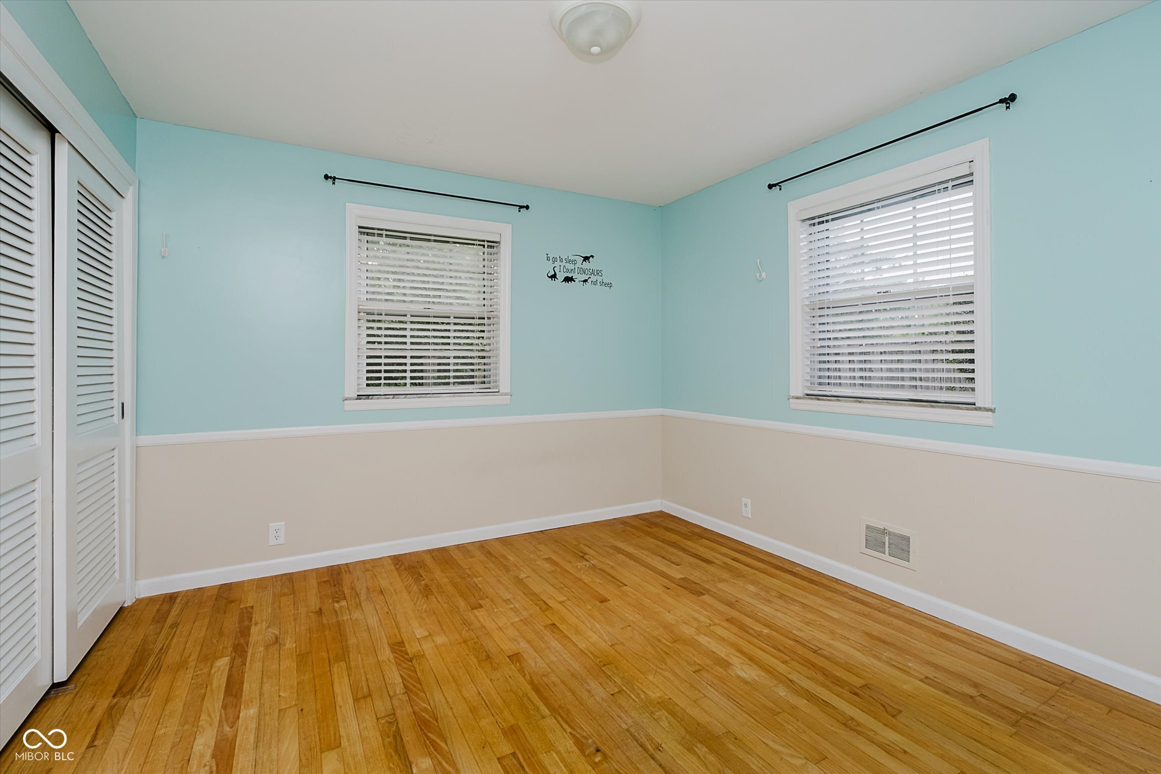 6336 Green Leaves Road Indianapolis, IN 46220 - Photo 18 of 40