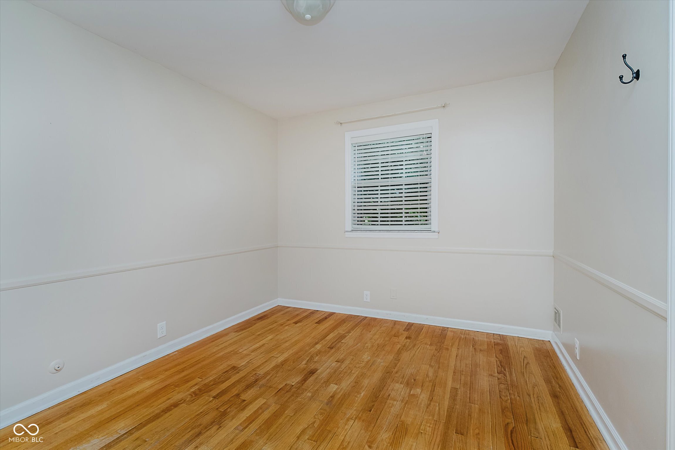 6336 Green Leaves Road Indianapolis, IN 46220 - Photo 20 of 40