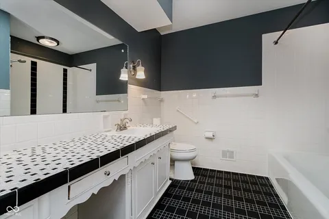 $334,900 | 6336 Green Leaves Road, Indianapolis, IN 46220