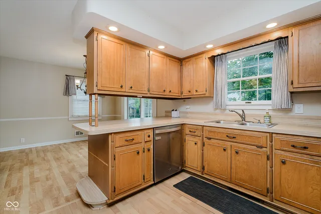 $349,900 | 6336 Green Leaves Road, Indianapolis, IN 46220