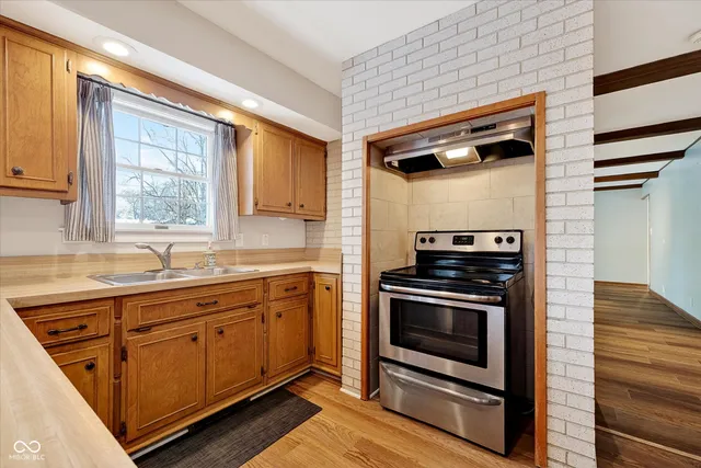 $334,900 | 6336 Green Leaves Road, Indianapolis, IN 46220