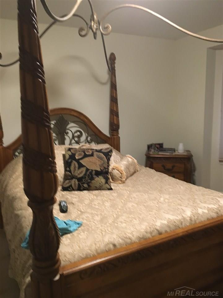 3191 Villanova Circle Rochester Hills, MI 48307 - Photo 15 of 18