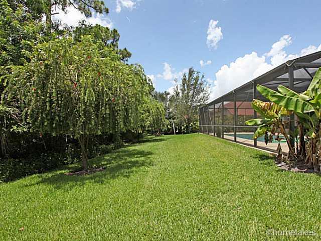 2684 Southwest Windship Way Stuart, FL 34997 - Photo 13 of 13 Gallery Image 13