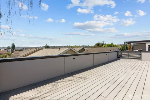 $600,000 | 6612 Corson Avenue South, Unit C, Seattle, WA 98108