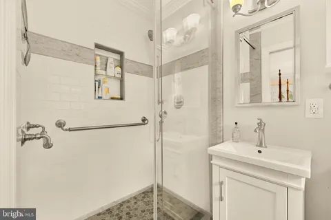 $1,675,000 | 3630 37th Street North, Arlington, VA 22207