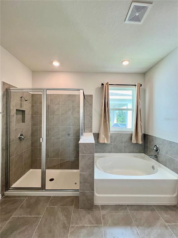 33869 Field Maple Loop Wesley Chapel, FL 33545 - Photo 19 of 37