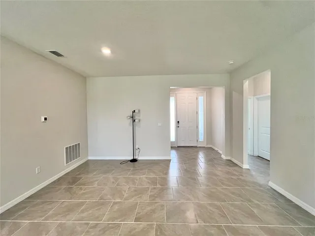 $2,045 | 33869 Field Maple Loop, Wesley Chapel, FL 33545