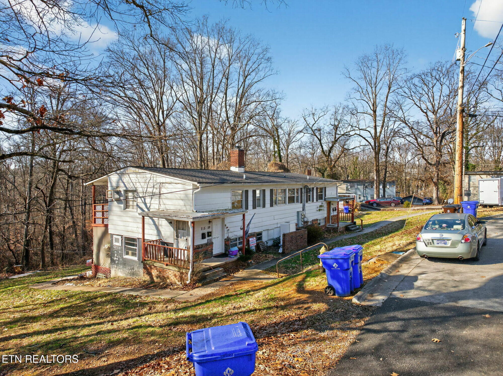 147 Waddell Circle Oak Ridge, TN 37830 - Photo 6 of 24 58-web-or-mls-215_Waddell_Circle-53