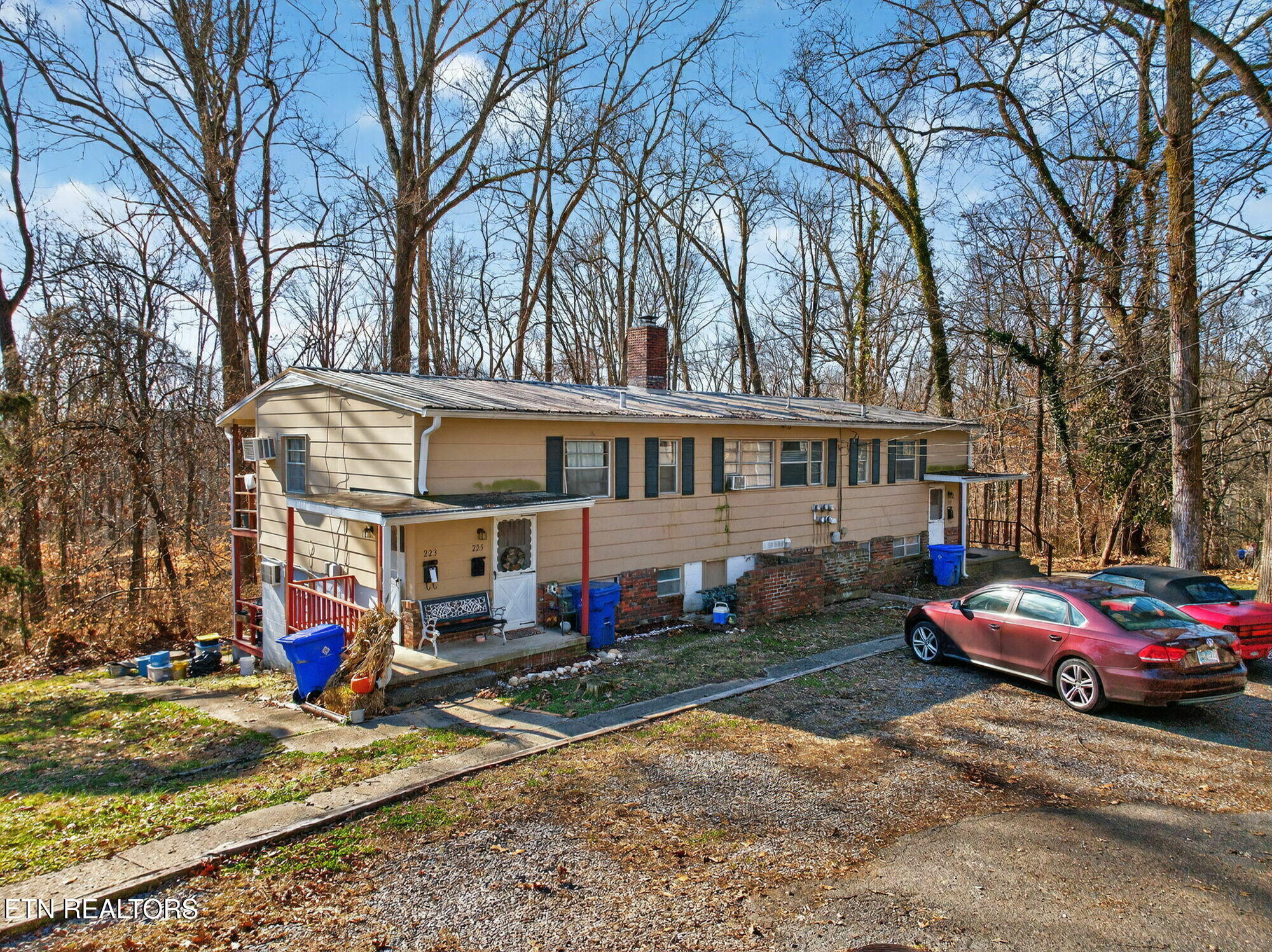 147 Waddell Circle Oak Ridge, TN 37830 - Photo 7 of 24 61-web-or-mls-223_Waddell_Circle-59