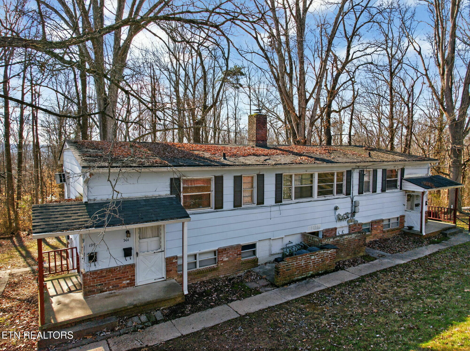 147 Waddell Circle Oak Ridge, TN 37830 - Photo 8 of 24 51-web-or-mls-199_Waddell_Circle-48