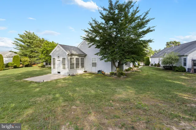 $425,000 | 47 Gabriella Circle, Manchester Township, NJ 08759