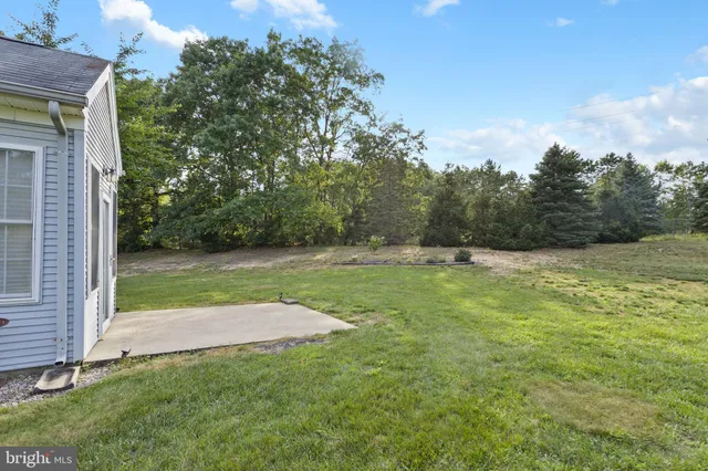 $425,000 | 47 Gabriella Circle, Manchester Township, NJ 08759