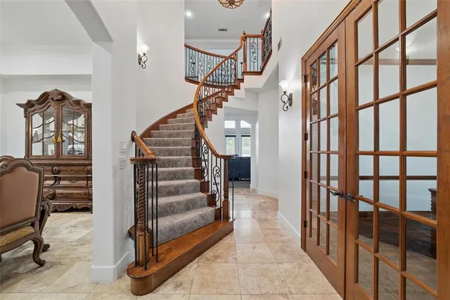 a view of entryway and hall