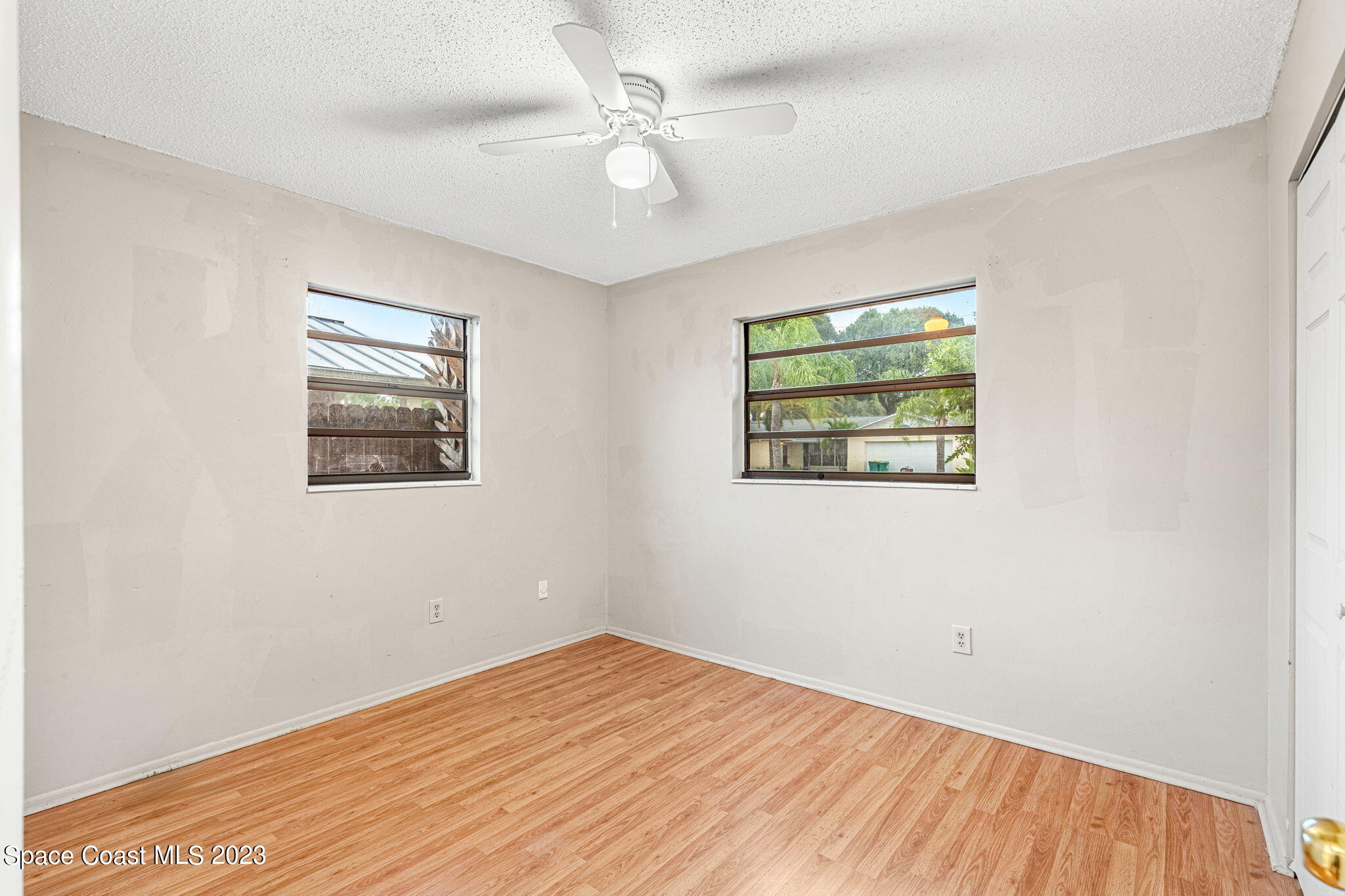 2455 Colony Drive Melbourne, FL 32935 - Photo 17 of 30 21-web-or-mls-DSC08171-HDR