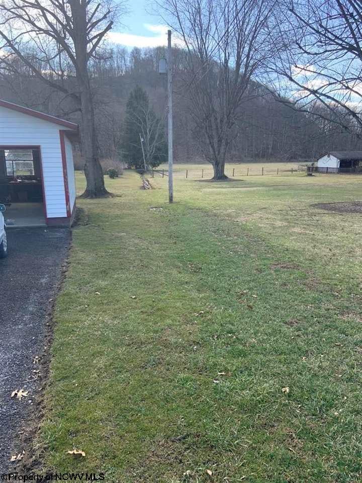 644 Teter Road Buckhannon, WV 26201 - Photo 4 of 10 Gallery Image 4