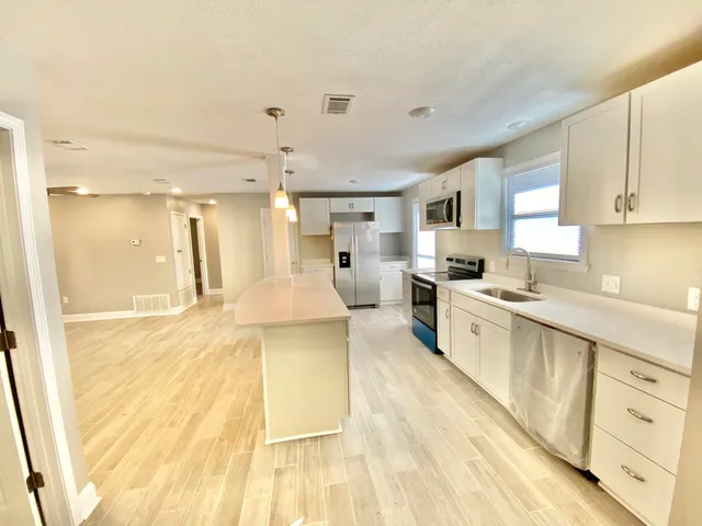 $275,000 | 795 Bay Street, Crestview, FL 32536