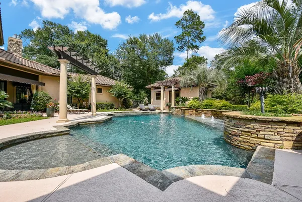 $18,000 | 10 Player Pond Place, The Woodlands, TX 77382
